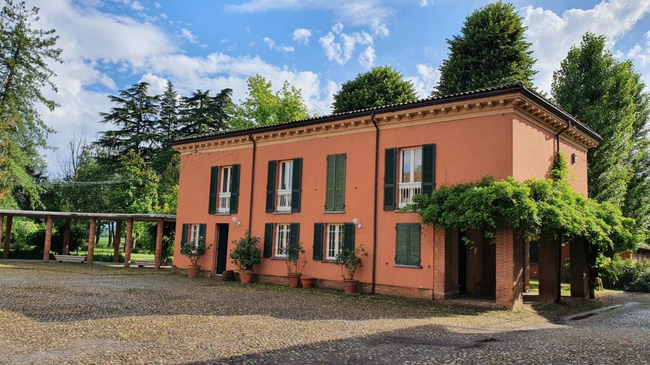 Tenuta Pizzone Wine Resort Rivanazzano Terme Exterior foto